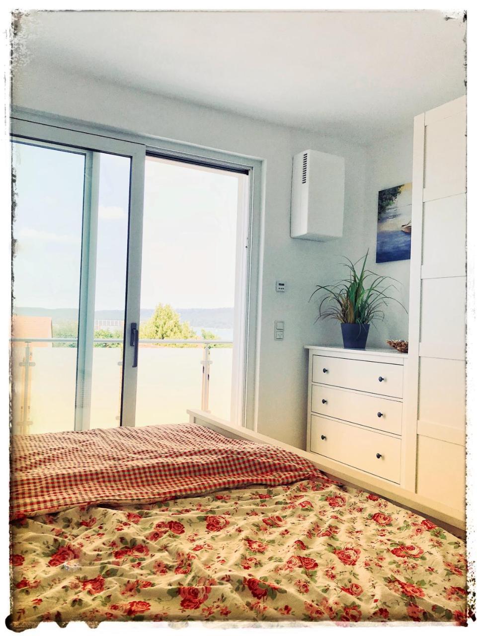 פליינפילד Ferienwohnung Seeblick מראה חיצוני תמונה